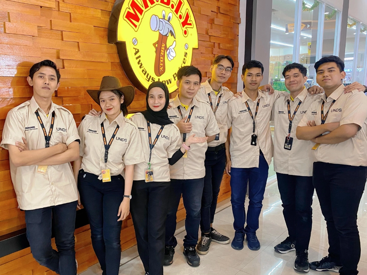 Komunitas & Tim